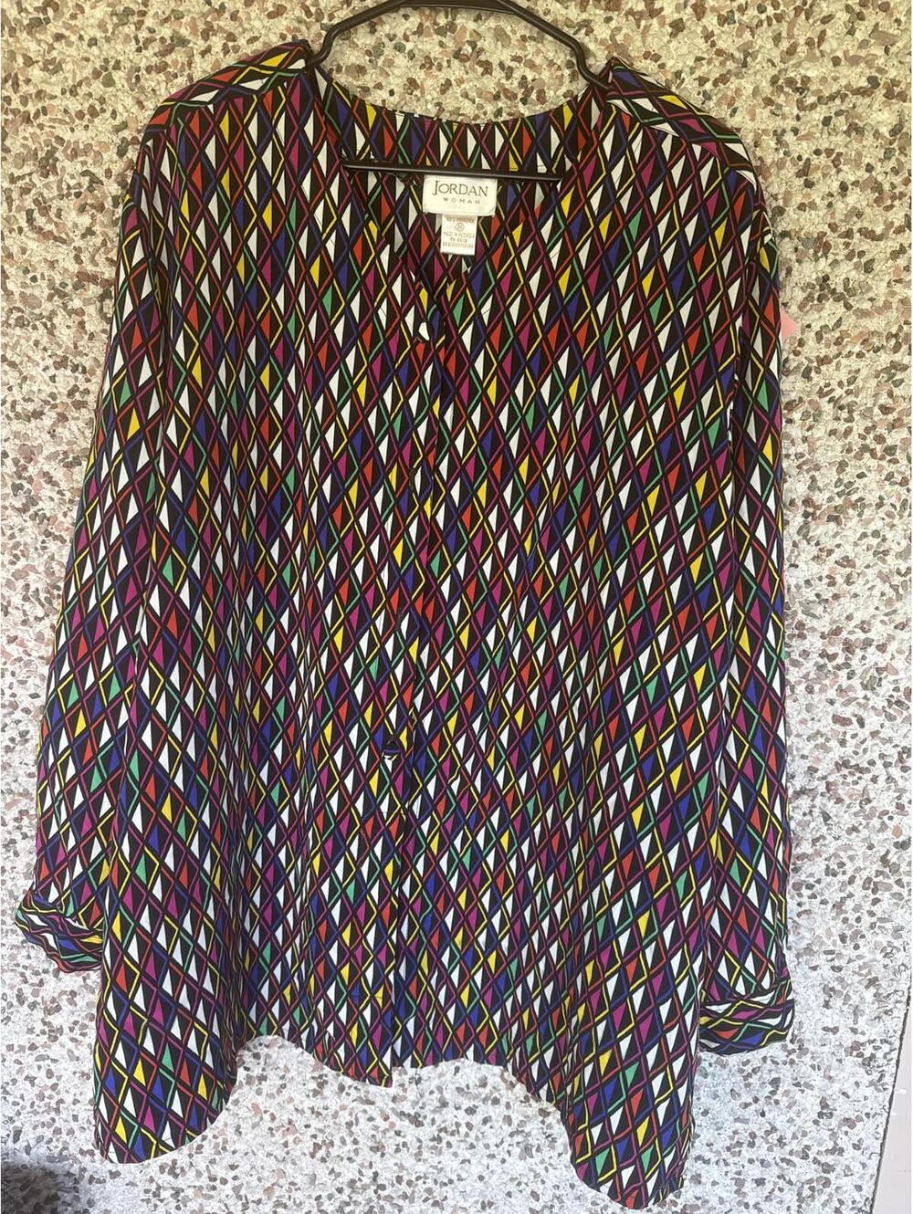 Vintage Jordan Woman Geometric Print Blouse Size 24W Multicolor Long Sleeve